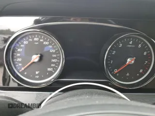 2017 Mercedes-Benz E 300 Luxury z VIN WDDZF4JB0HA082594, wystawiony jako Copart lot #61448885 z przebiegiem Nie podano mil oraz Szkoda całkowita • Salvage title. Historia ofert i sprzedaży dostępna na DreamBid. Obrazek 9.