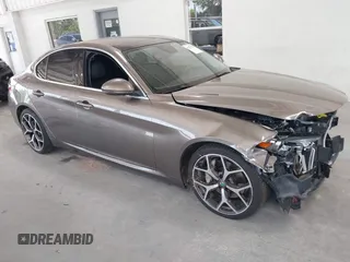 2019 Alfa Romeo Giulia Ti Sport с VIN ZARFAMBN1K7599269, выставлен на аукционе IAAI как лот 42271523 с пробегом 46 556 миль миль и . История ставок и продаж доступна на DreamBid. Изображение 1.