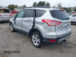 2016 Ford Escape SE с VIN 1FMCU9G98GUB42623, выставлен на аукционе IAAI как лот 41614427 с пробегом Не указан миль и . История ставок и продаж доступна на DreamBid. Изображение 3.
