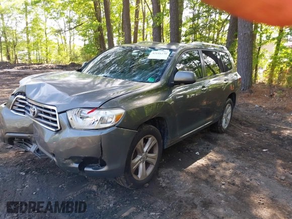 2010 Toyota Highlander Limited with VIN 5TDDK3EH1AS022518, listed as a IAAI auction lot 42116230 with 218,316 mi miles and . Bid and sale history available at DreamBid. Image 2.