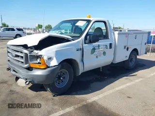 2000 Ford F-350 XL with VIN 1FTSF30L8YEB14930, listed as a IAAI auction lot 42290265 with 112,402 mi miles and . Bid and sale history available at DreamBid. Image 2.