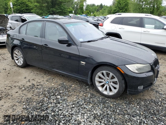 2011 BMW 3 Series 328i xDrive z VIN WBAPK5C51BA661995, wystawiony jako Copart lot #50333965 z przebiegiem Nie podano mil oraz Czysty tytuł • Clean title. Historia ofert i sprzedaży dostępna na DreamBid. Obrazek 4.