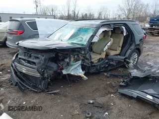 2016 Ford Explorer с VIN 1FM5K7B80GGB03833, выставлен на аукционе IAAI как лот 41709596 с пробегом Не указан миль и . История ставок и продаж доступна на DreamBid. Изображение 2.