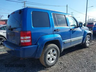 2010 Jeep Liberty Sport with VIN 1J4PN2GK2AW179248, listed as a IAAI auction lot 41952965 with 215,995 mi miles. Bid and sale history available at carsss.com. Image 4.