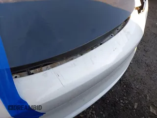 2023 Tesla Model 3 z VIN 5YJ3E1EAXPF584537, wystawiony jako IAAI lot #41464243 z przebiegiem 33 229 mil mil oraz . Historia ofert i sprzedaży dostępna na DreamBid. Obrazek 22.