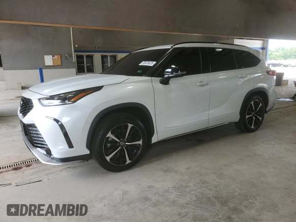 2022 Toyota Highlander XSE z VIN 5TDLZRBH2NS206872, wystawiony jako Copart lot #59870635 z przebiegiem 45 014 mil mil oraz Szkoda całkowita • Salvage title. Historia ofert i sprzedaży dostępna na DreamBid. Obrazek 1.