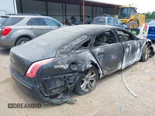 2011 Jaguar XJ XJL с VIN SAJWA2GBXBLV17528, выставлен на аукционе IAAI как лот 42423738 с пробегом Не указан миль и . История ставок и продаж доступна на DreamBid. Изображение 4.