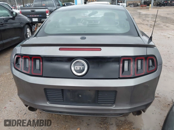 2013 Ford Mustang GT with VIN 1ZVBP8CFXD5252251, listed as a IAAI auction lot 41701508 with 171,781 mi miles. Bid and sale history available at carsss.com. Image 17.