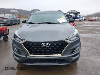 2019 Hyundai Tucson Ultimate with VIN KM8J3CAL2KU929121, listed as a IAAI auction lot 40793502 with 142,846 mi miles. Bid and sale history available at carsss.com. Image 12.