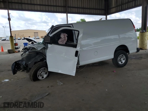 2020 Chevrolet Express Cargo Van with VIN 1GCWGAFP7L1159970, listed as a Copart auction lot 67754514 with 0 mi miles and Salvage Title. Bid and sale history available at carsss.com. Image 1.