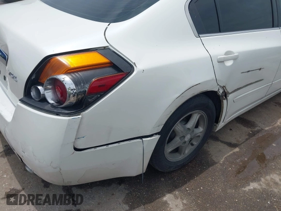 2012 Nissan Altima S z VIN 1N4AL2AP4CN533713, wystawiony jako IAAI lot #42387384 z przebiegiem 229 745 mil mil oraz . Historia ofert i sprzedaży dostępna na DreamBid. Obrazek 13.