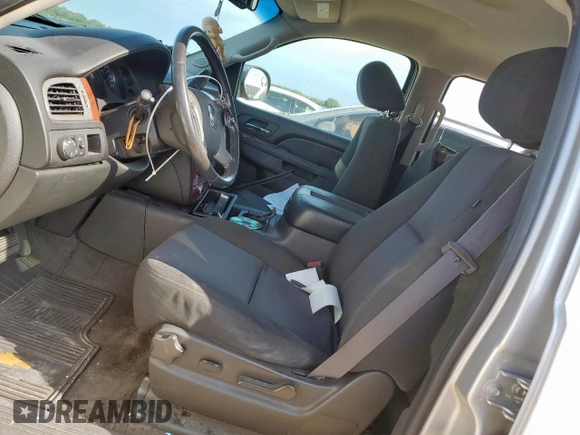 2011 Chevrolet Tahoe LS with VIN 1GNSCAE02BR169442, listed as a Copart auction lot 63054955 with 208,292 mi miles and Salvage title. Bid and sale history available at DreamBid. Image 7.