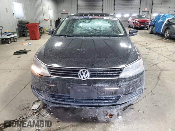 2011 Volkswagen Jetta Sedan SE with VIN 3VWDX7AJ1BM029372, listed as a Copart auction lot 42240005 with 0 mi miles and Non Repairable. Bid and sale history available at carsss.com. Image 5.