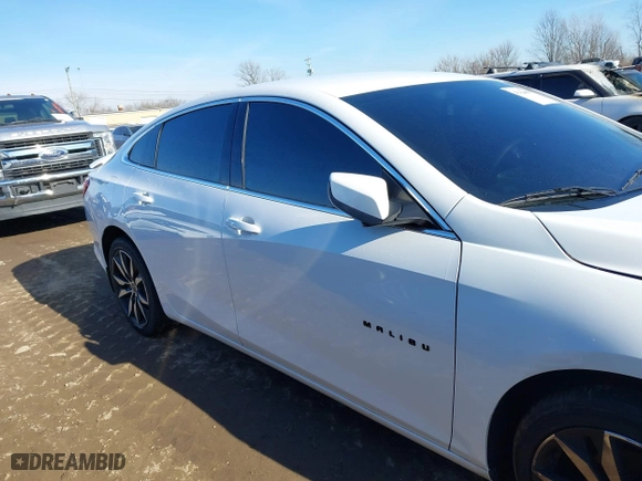 2020 Chevrolet Malibu RS with VIN 1G1ZG5ST5LF087377, listed as a IAAI auction lot 41424045 with 55,513 mi miles. Bid and sale history available at carsss.com. Image 13.