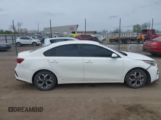 2020 Kia Forte LXS with VIN 3KPF24AD7LE152818, listed as a IAAI auction lot 39011840 with 79,029 mi miles. Bid and sale history available at carsss.com. Image 14.
