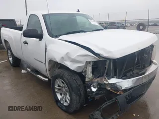 2007 Chevrolet Silverado 1500 Work Truck with VIN 1GCEC14057E602516, listed as a IAAI auction lot 41434497 with 276,087 mi miles. Bid and sale history available at carsss.com. Image 1.