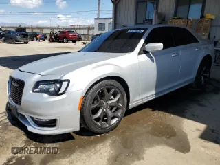 2022 Chrysler 300 Touring L with VIN 2C3CCADG1NH116171, listed as a Copart auction lot 51479035 with 21,608 mi miles and Salvage Title. Bid and sale history available at carsss.com. Image 1.