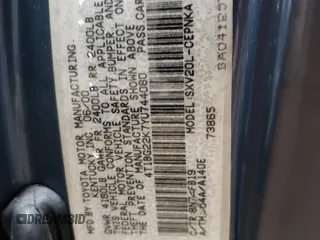 2000 Toyota Camry CE z VIN 4T1BG22K7YU744080, wystawiony jako Copart lot #56675105 z przebiegiem 226 154 mil mil oraz Szkoda całkowita • Salvage title. Historia ofert i sprzedaży dostępna na DreamBid. Obrazek 12.