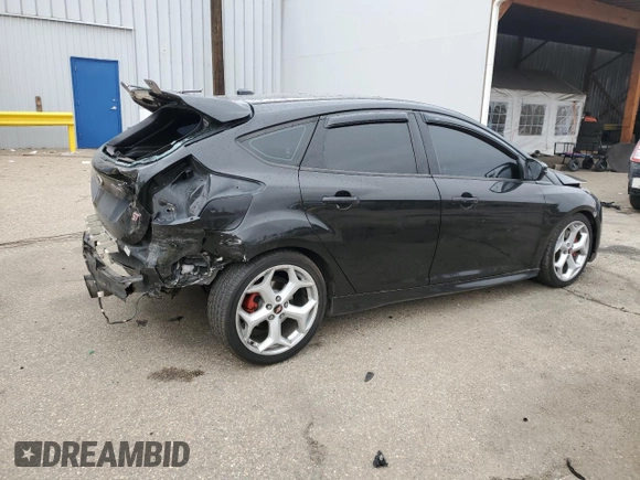 2014 Ford Focus ST with VIN 1FADP3L92EL144301, listed as a Copart auction lot 48432875 with 183,023 mi miles and Salvage Title. Bid and sale history available at carsss.com. Image 3.