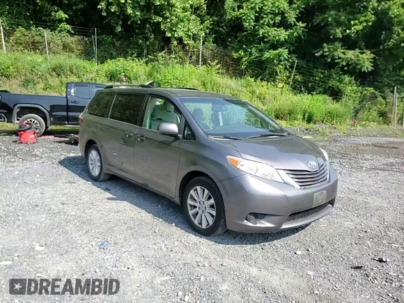 2015 Toyota Sienna LE with VIN 5TDJK3DC0FS112243, listed as a Copart auction lot 61791405 with 86,039 mi miles and Salvage title. Bid and sale history available at DreamBid. Image 15.