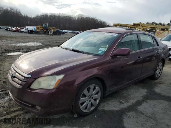 2006 Toyota Avalon XL z VIN 4T1BK36B16U137216, wystawiony jako Copart lot #88009545 z przebiegiem 204 876 mil mil oraz Szkoda całkowita • Salvage title. Historia ofert i sprzedaży dostępna na DreamBid. Obrazek 1.