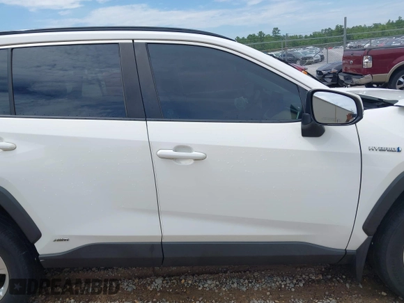 2020 Toyota RAV4 Hybrid XLE with VIN 2T3RWRFV5LW094731, listed as a IAAI auction lot 42349123 with 60,927 mi miles and . Bid and sale history available at DreamBid. Image 13.