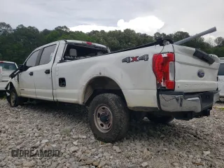 2019 Ford F-350 XL with VIN 1FT7W3BT5KED68105, listed as a Copart auction lot 84915334 with Not Provided miles and Salvage Title. Bid and sale history available at DreamBid. Image 2.