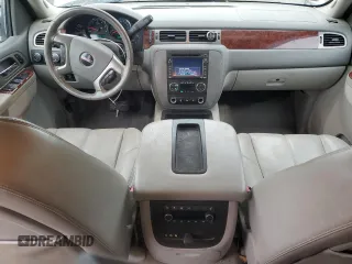2011 GMC Yukon SLT z VIN 1GKS2CE00BR150352, wystawiony jako Copart lot #61031085 z przebiegiem 258 142 mil mil oraz Czysty tytuł • Clean title. Historia ofert i sprzedaży dostępna na DreamBid. Obrazek 8.