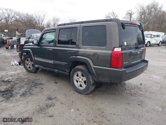 2006 Jeep Commander with VIN 1J8HG48K86C131284, listed as a IAAI auction lot 41673483 with 157,560 mi miles. Bid and sale history available at carsss.com. Image 3.