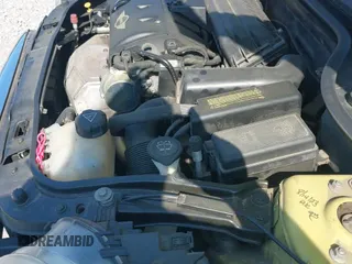 2010 MINI Hardtop with VIN WMWMF3C50ATZ63602, listed as a IAAI auction lot 42577007 with 121,843 mi miles and . Bid and sale history available at DreamBid. Image 12.