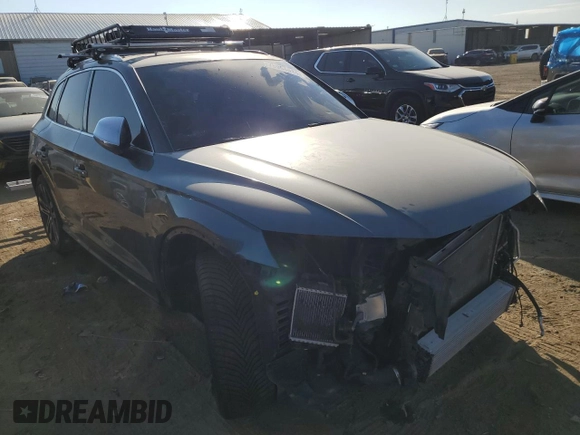 2018 Audi SQ5 Premium Plus with VIN WA1A4AFY1J2083935, listed as a Copart auction lot 75964014 with 72,266 mi miles and Clean Title. Bid and sale history available at DreamBid. Image 4.