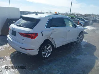 2020 Audi Q3 Premium with VIN WA1AECF31L1098425, listed as a IAAI auction lot 41640806 with 100,462 mi miles and . Bid and sale history available at DreamBid. Image 4.