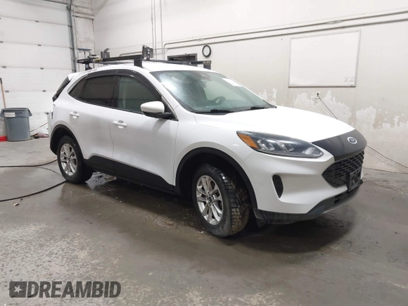 2020 Ford Escape SE z VIN 1FMCU9G62LUB80302, wystawiony jako IAAI lot #42610731 z przebiegiem 43 873 mil mil oraz . Historia ofert i sprzedaży dostępna na DreamBid. Obrazek 1.