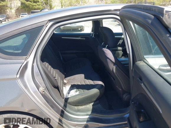 2013 Ford Fusion SE with VIN 3FA6P0H71DR364169, listed as a IAAI auction lot 42167658 with 196,073 mi miles. Bid and sale history available at carsss.com. Image 8.