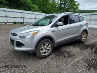 2016 Ford Escape Titanium z VIN 1FMCU9J99GUB85375, wystawiony jako Copart lot #60999995 z przebiegiem 109 731 mil mil oraz Nie do naprawy • Non repairable. Historia ofert i sprzedaży dostępna na DreamBid. Obrazek 1.