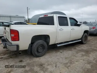 2013 Chevrolet Silverado 1500 LT with VIN 3GCPKSE79DG368320, listed as a Copart auction lot 53656865 with 188,630 mi miles and Salvage Title. Bid and sale history available at DreamBid. Image 3.