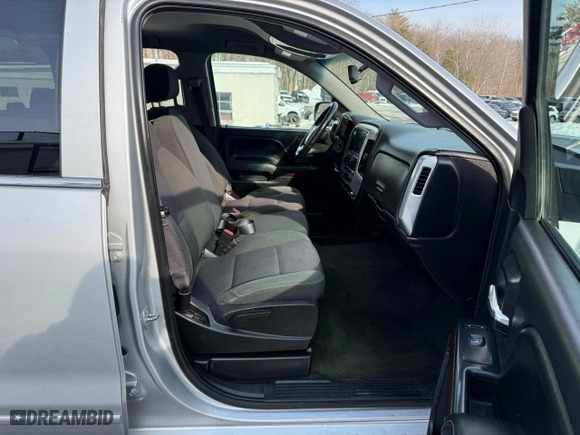 2014 GMC Sierra 1500 SLE with VIN 1GTV2UEC6EZ410458, listed as a Copart auction lot 50990465 with 219,761 mi miles and Clean Title. Bid and sale history available at carsss.com. Image 5.