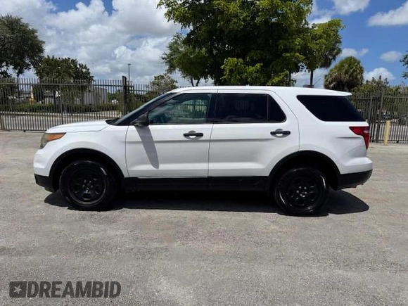 2013 Ford Utility Police Interceptor with VIN 1FM5K7AR9DGC15889, listed as a Copart auction lot 54107555 with 124,933 mi miles and Clean Title. Bid and sale history available at carsss.com. Image 12.