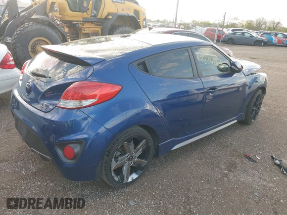 2015 Hyundai Veloster Turbo with VIN KMHTC6AE1FU241662, listed as a IAAI auction lot 42071618 with Not provided miles and . Bid and sale history available at DreamBid. Image 4.