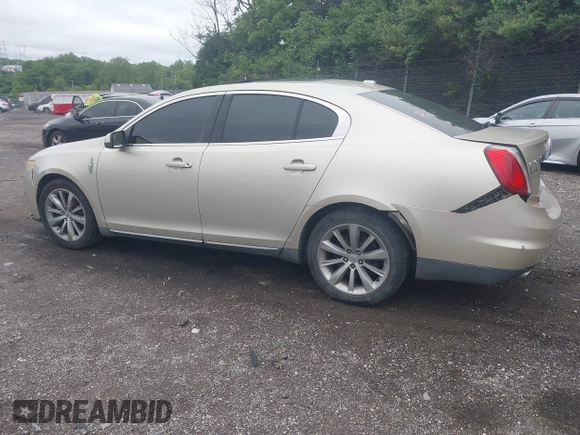2010 Lincoln MKS с VIN 1LNHL9DRXAG614758, выставлен на аукционе IAAI как лот 42326402 с пробегом 141 602 миль миль и . История ставок и продаж доступна на DreamBid. Изображение 3.