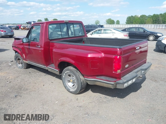 1992 Ford F-150 with VIN 1FTDF15N8NKA81612, listed as a IAAI auction lot 42150832 with 197,745 mi miles and . Bid and sale history available at DreamBid. Image 3.
