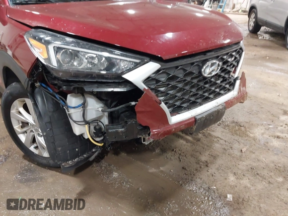 2020 Hyundai Tucson Value z VIN KM8J3CA40LU163884, wystawiony jako IAAI lot #41780266 z przebiegiem 60 687 mil mil oraz . Historia ofert i sprzedaży dostępna na DreamBid. Obrazek 6.