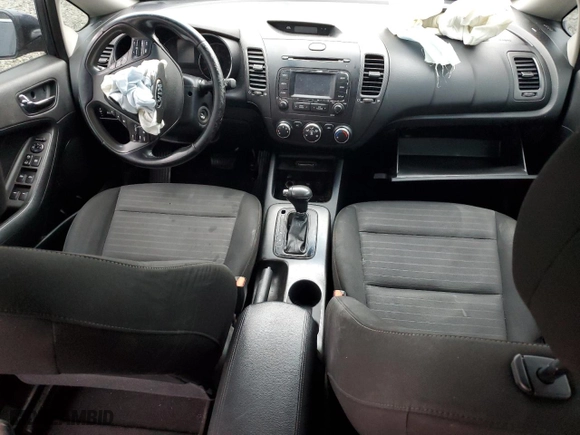 2016 Kia Forte EX with VIN KNAFX4A81G5527525, listed as a Copart auction lot 83224694 with 0 mi miles and Clean Title. Bid and sale history available at carsss.com. Image 8.