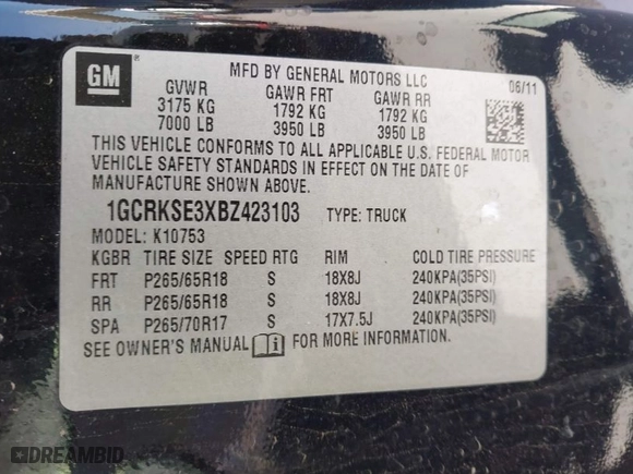 2011 Chevrolet Silverado 1500 LT with VIN 1GCRKSE3XBZ423103, listed as a IAAI auction lot 41824331 with 144,581 mi miles. Bid and sale history available at carsss.com. Image 9.