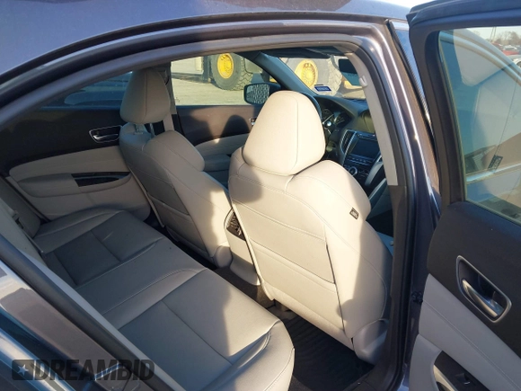 2018 Acura TLX with VIN 19UUB2F34JA008883, listed as a IAAI auction lot 41386586 with 57,928 mi miles. Bid and sale history available at carsss.com. Image 8.