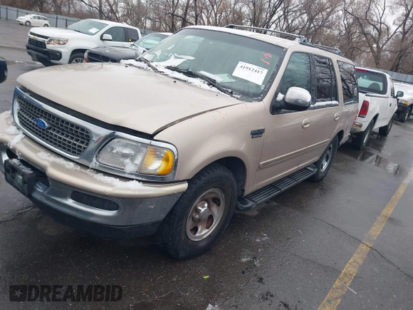 1997 Ford Expedition XLT z VIN 1FMEU17L2VLB53786, wystawiony jako IAAI lot #41912417 z przebiegiem 198 435 mil mil oraz . Historia ofert i sprzedaży dostępna na DreamBid. Obrazek 2.