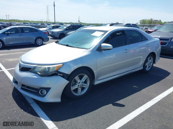 2014 Toyota Camry L with VIN 4T1BF1FK7EU354731, listed as a IAAI auction lot 41900006 with 217,767 mi miles. Bid and sale history available at carsss.com. Image 17.