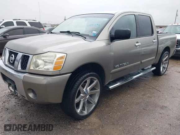 2007 Nissan Titan XE with VIN 1N6BA07A87N219609, listed as a IAAI auction lot 41451297 with 300,263 mi miles. Bid and sale history available at carsss.com. Image 2.