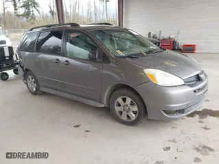 2004 Toyota Sienna CE with VIN 5TDZA23C64S119809, listed as a IAAI auction lot 41924395 with 214,688 mi miles. Bid and sale history available at carsss.com. Image 1.