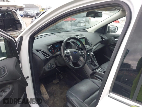 2016 Ford Escape SE with VIN 1FMCU9G94GUB55448, listed as a IAAI auction lot 41854864 with 153,457 mi miles. Bid and sale history available at carsss.com. Image 5.